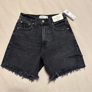 A&F High Rise Dad Short Size 24